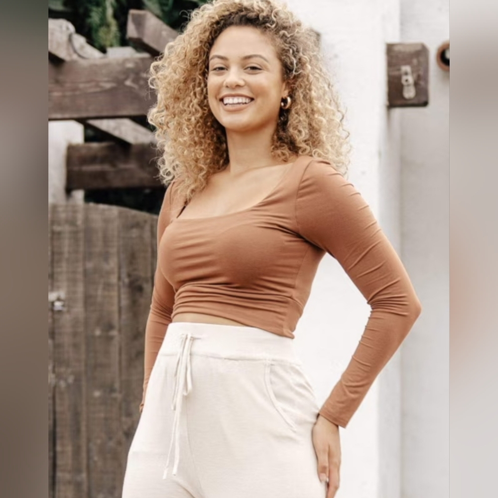 Sozy Brooklyn Brown Long Sleeve Crop Top - S